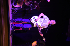 2023-03-11_21H-22m-18s