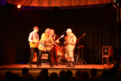 2023-03-11_21H-35m-10s